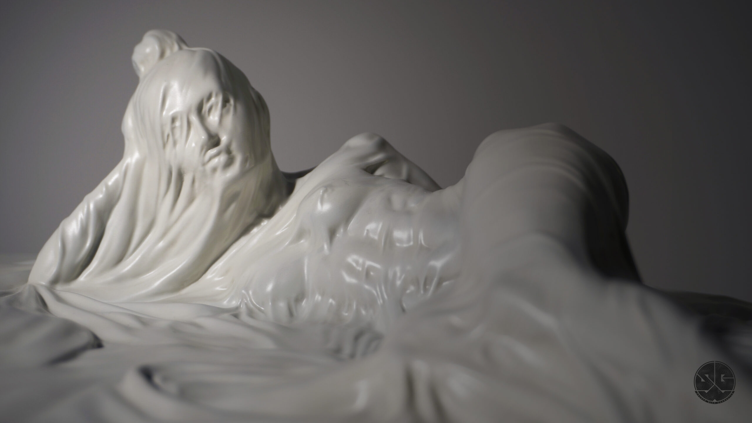 Resting Lady close-up figure